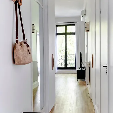Apartment Elegant A Deux Pas Des Champs-elysees *