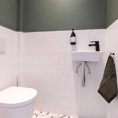 Apartment Elegant A Deux Pas Des Champs-elysees Paris
