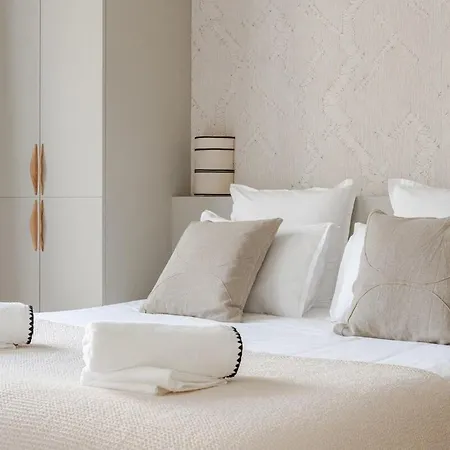Appartement Elegant A Deux Pas Des Champs-Elysees * Paris