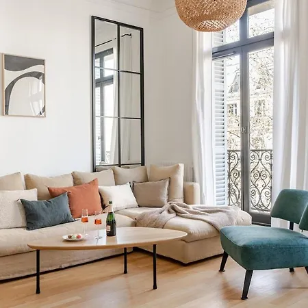 Appartement Elegant A Deux Pas Des Champs-Elysees *